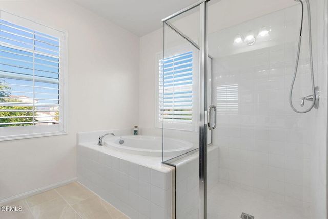 28649 Stonegate Court, Valencia, CA 91354