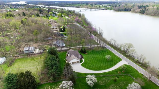 7263 Riverside Drive, Powell, OH 43065