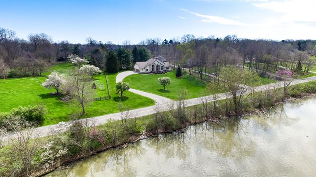 7263 Riverside Drive, Powell, OH 43065