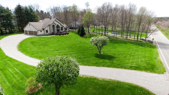 7263 Riverside Drive, Powell, OH 43065