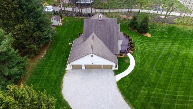 7263 Riverside Drive, Powell, OH 43065