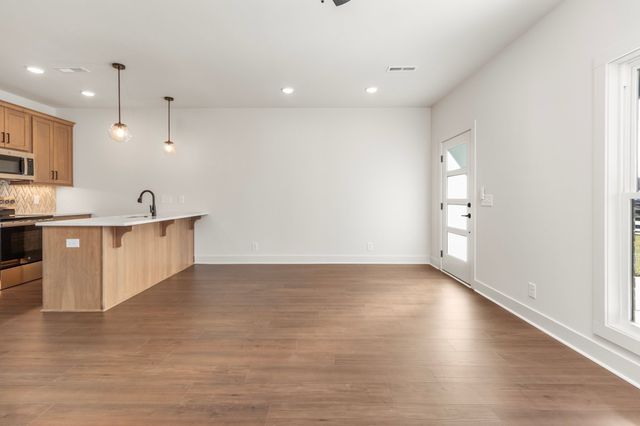 67 Holland Park West, Clarksville, TN 37043