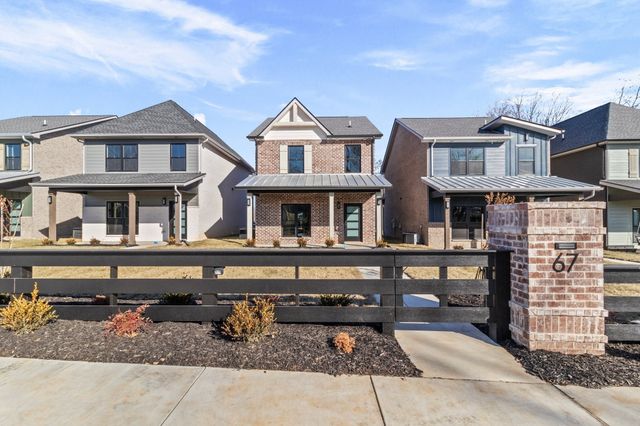 67 Holland Park West, Clarksville, TN 37043