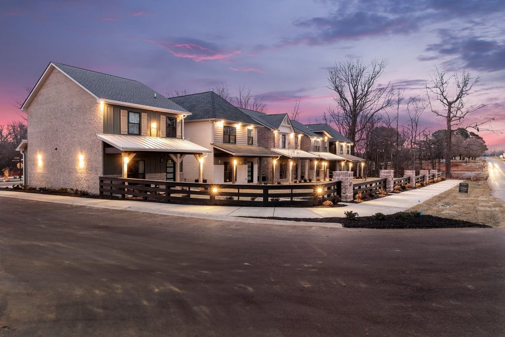 67 Holland Park West, Clarksville, TN 37043