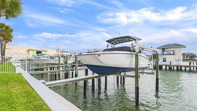 2539 GARY CIRCLE 602, Dunedin, FL 34698