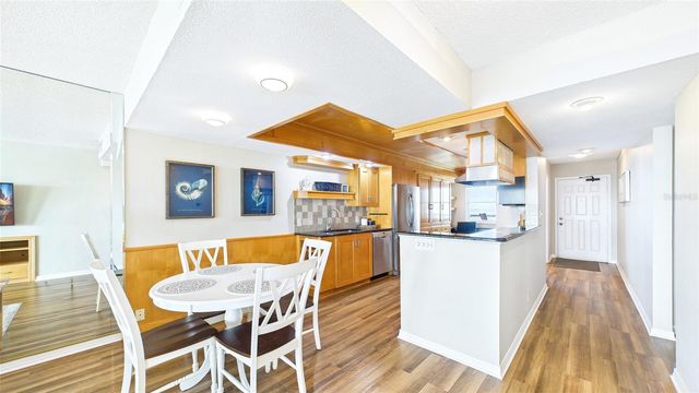 2539 GARY CIRCLE 602, Dunedin, FL 34698