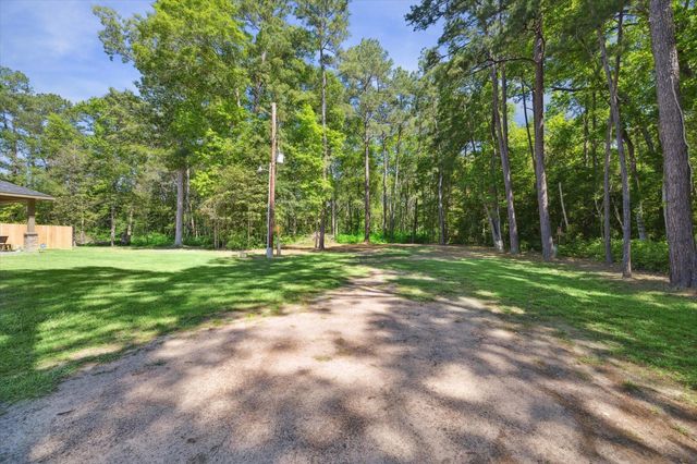 187 County Road 3669 N, Splendora, TX 77372