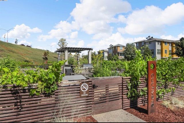 520 Sandalwood Drive, Livermore, CA 94551