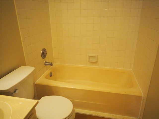 11300 Nicole CV D, Austin, TX 78753