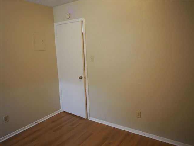 11300 Nicole CV D, Austin, TX 78753