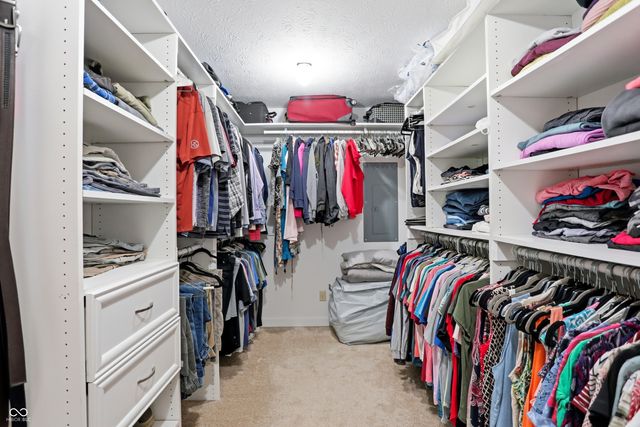 9279 New Harmony Road, Martinsville, IN 46151