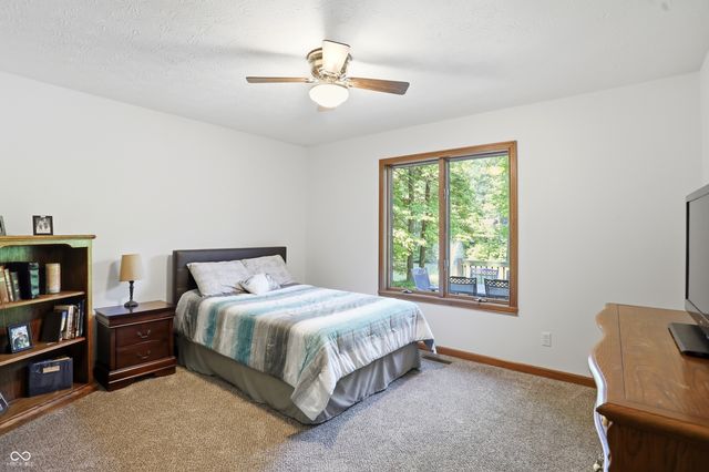 9279 New Harmony Road, Martinsville, IN 46151