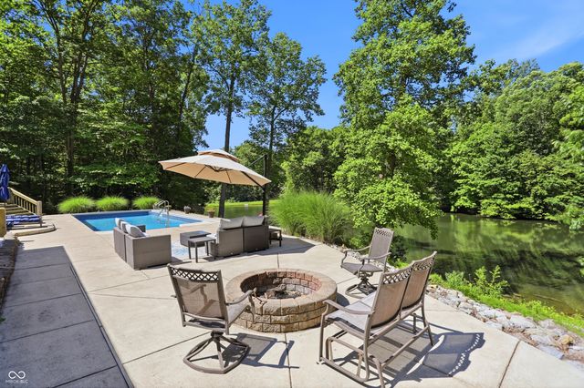 9279 New Harmony Road, Martinsville, IN 46151