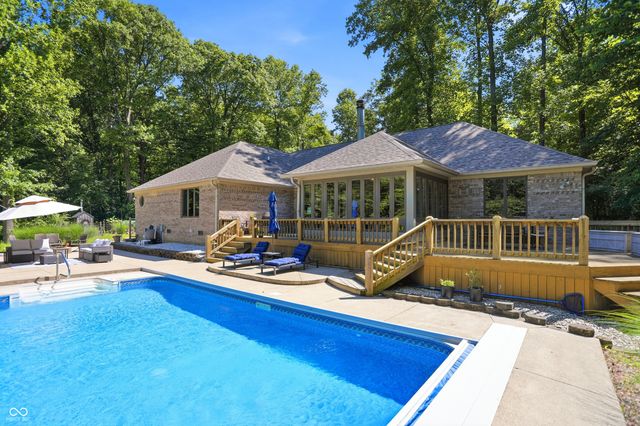 9279 New Harmony Road, Martinsville, IN 46151