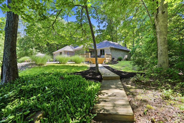 9279 New Harmony Road, Martinsville, IN 46151