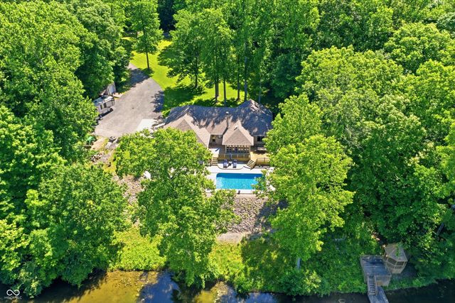 9279 New Harmony Road, Martinsville, IN 46151