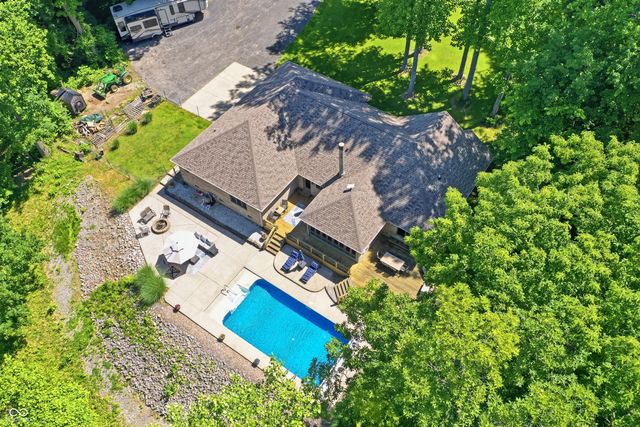 9279 New Harmony Road, Martinsville, IN 46151