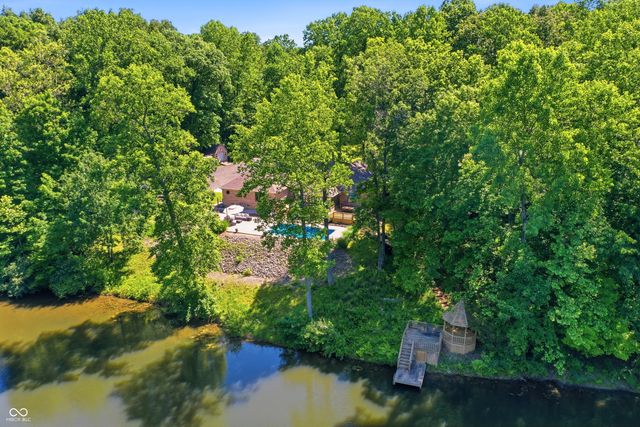 9279 New Harmony Road, Martinsville, IN 46151
