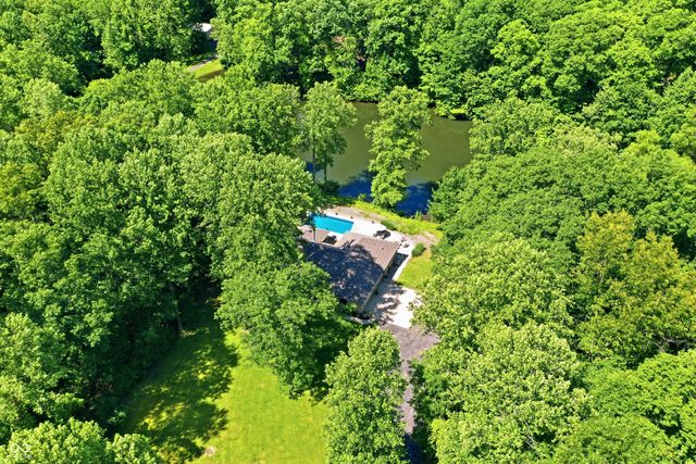 9279 New Harmony Road, Martinsville, IN 46151