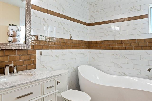 5695 S 182nd Road, Brighton, MO 65617