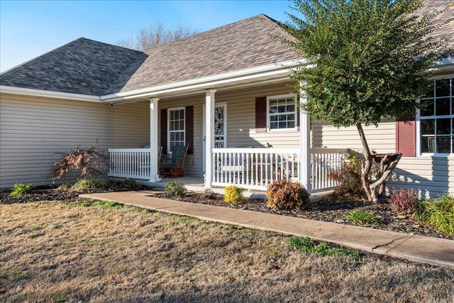 5695 S 182nd Road, Brighton, MO 65617