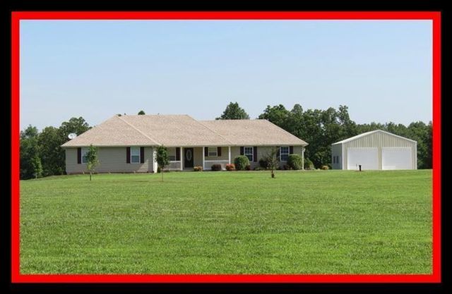 5695 S 182nd Road, Brighton, MO 65617