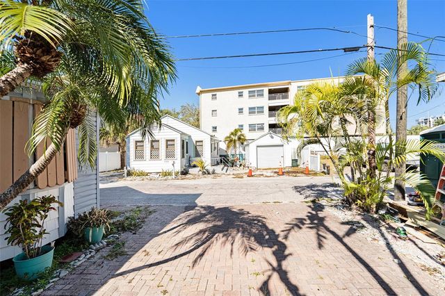 125 95TH AVENUE, Treasure Island, FL 33706
