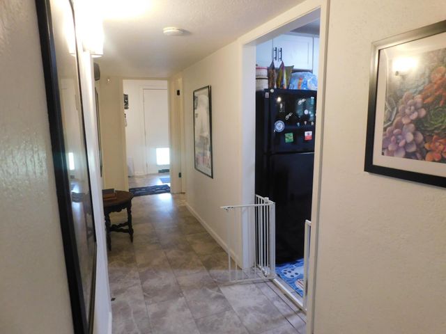 543 E Fountain Way, Fresno, CA 93704