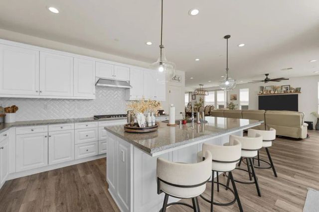 921 Camino Aldea, Chula Vista, CA 91913