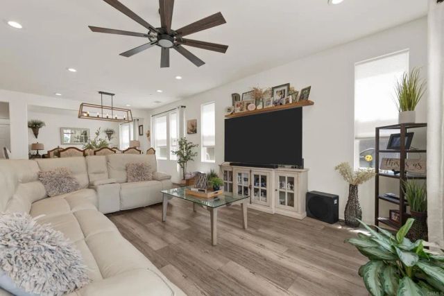921 Camino Aldea, Chula Vista, CA 91913