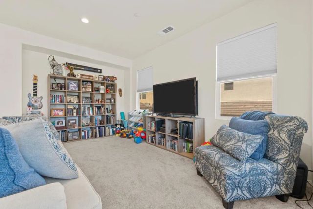 921 Camino Aldea, Chula Vista, CA 91913