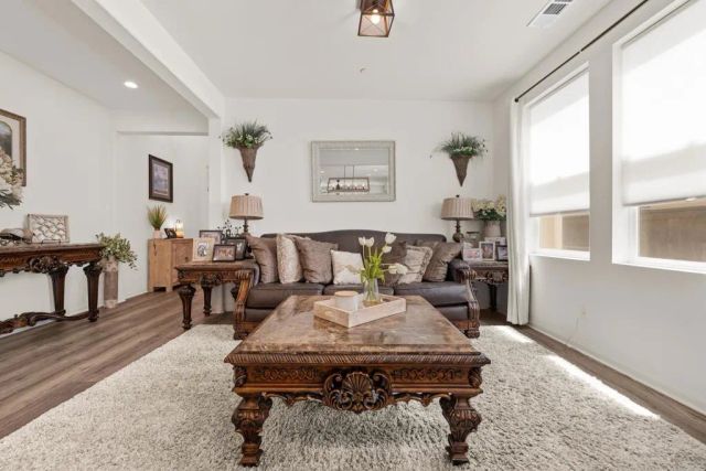 921 Camino Aldea, Chula Vista, CA 91913