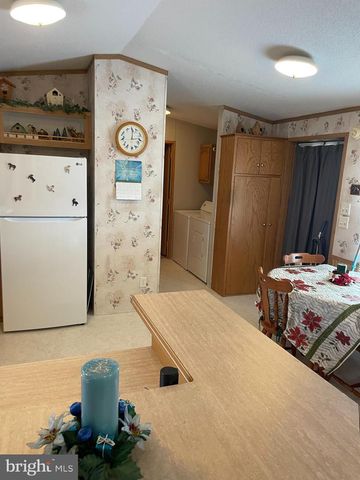 31 JERE RD, Gordonville, PA 17529