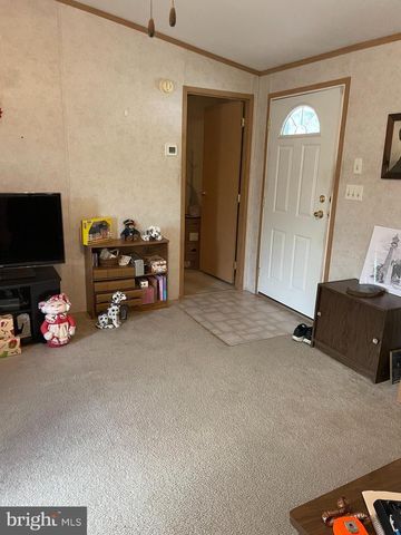 31 JERE RD, Gordonville, PA 17529