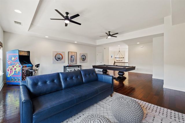 15713 Spillman Ranch LOOP, Austin, TX 78738