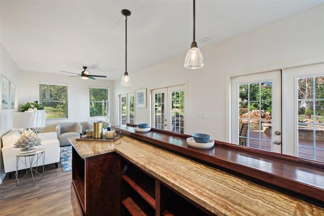 15713 Spillman Ranch LOOP, Austin, TX 78738