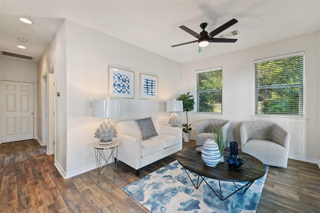 15713 Spillman Ranch LOOP, Austin, TX 78738