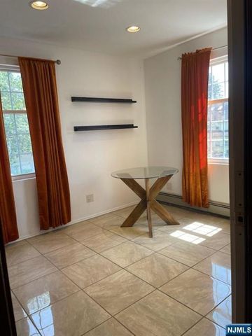 1217 Teaneck Road, Teaneck, NJ 07666