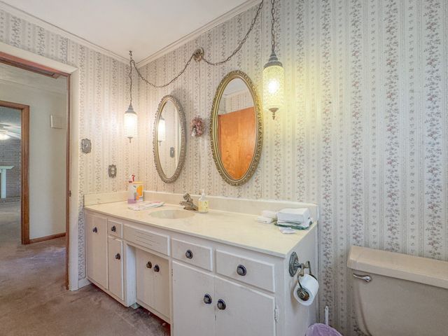 3025 Old Highway 31, E, Westmoreland, TN 37186