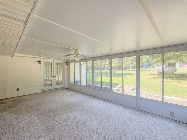 3025 Old Highway 31, E, Westmoreland, TN 37186