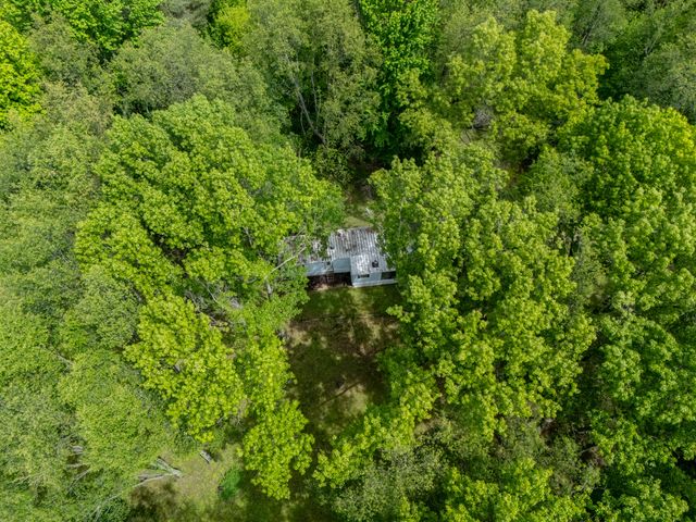 4511 Waldorf Road, Hope Twp, MI 49046