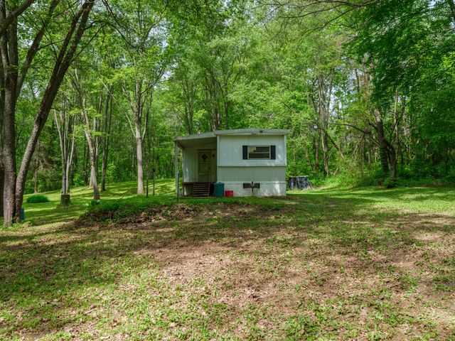 4511 Waldorf Road, Hope Twp, MI 49046