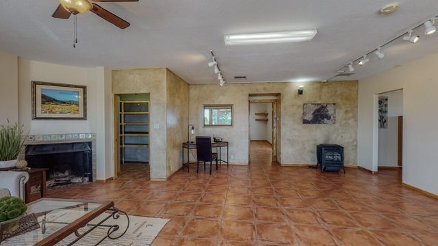 3660 Nm 41, Stanley, NM 87056