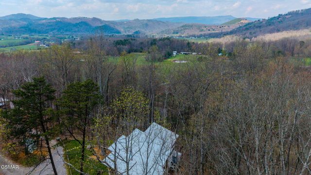 3721 Clabo Mountain Lane, Sevierville, TN 37862