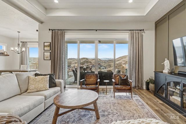 18357 N Burnt Car Way, Boise, ID 83714