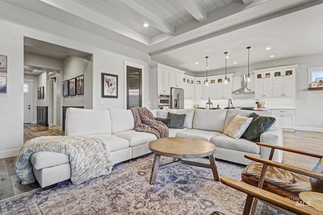 18357 N Burnt Car Way, Boise, ID 83714