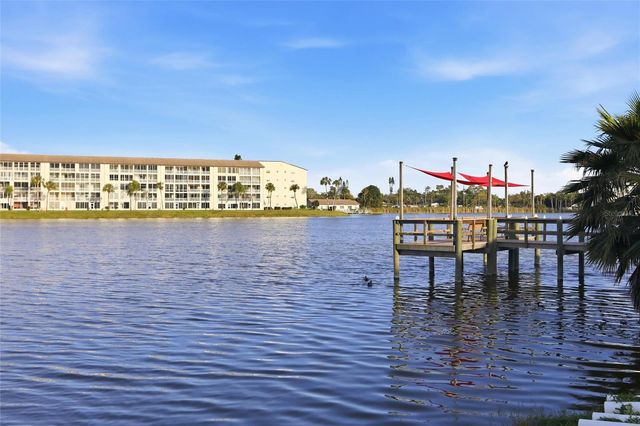 3531 LAKE BAYSHORE DRIVE J106, Bradenton, FL 34205