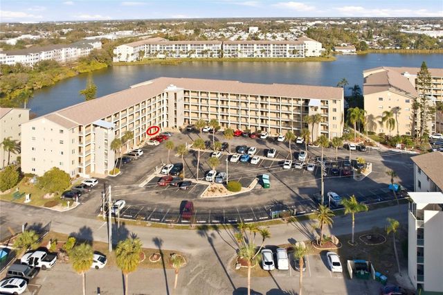 3531 LAKE BAYSHORE DRIVE J106, Bradenton, FL 34205
