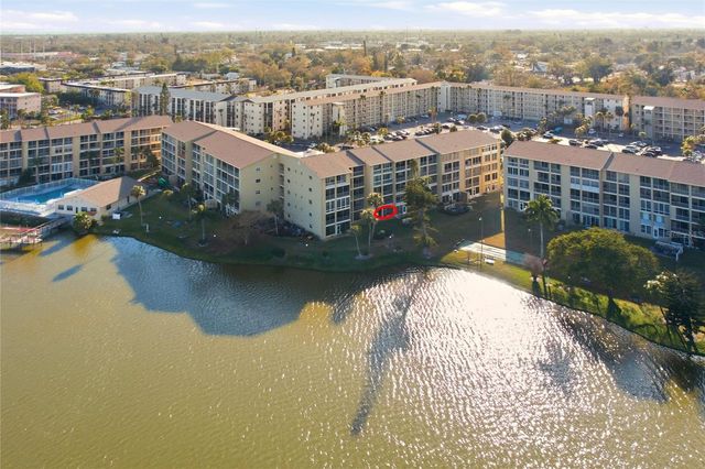 3531 LAKE BAYSHORE DRIVE J106, Bradenton, FL 34205