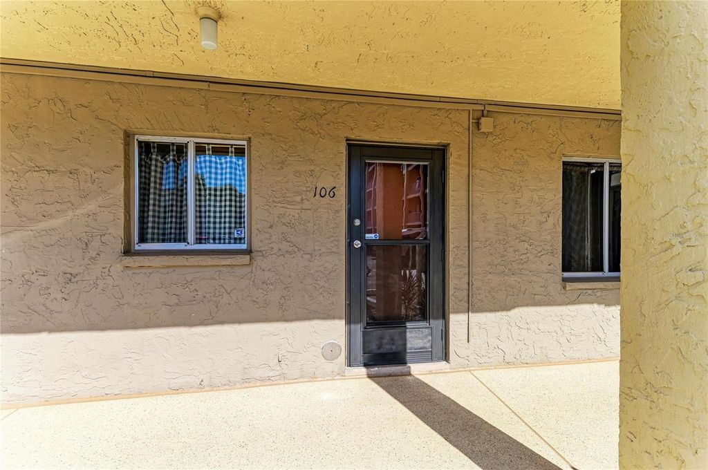 3531 LAKE BAYSHORE DRIVE J106, Bradenton, FL 34205